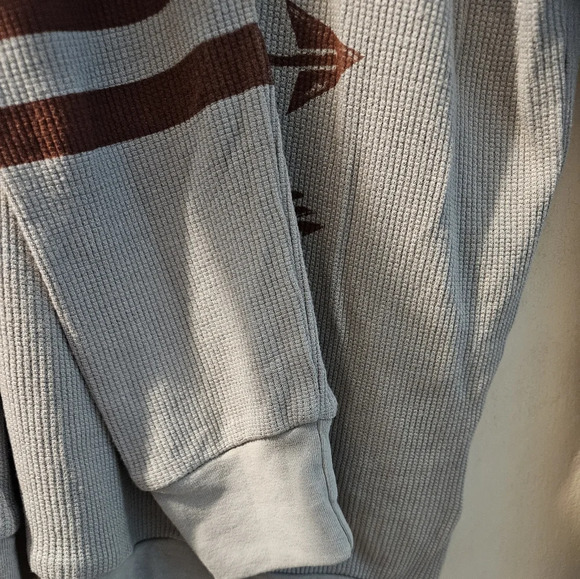 Lauren Moshi Thermal "'Love Tribe" - Picture 6 of 9